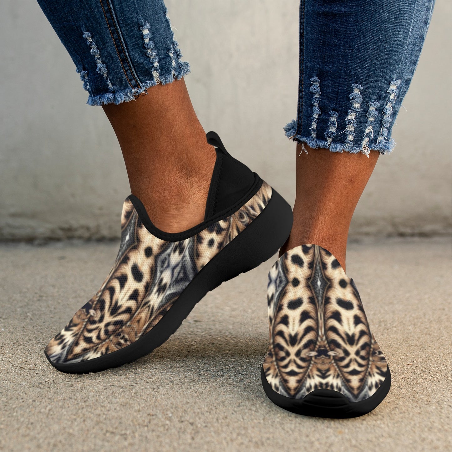 Women's Leopard Trendy Geometric Pattern All-Over Print Fly Weave Drop-in Heel Sneakers