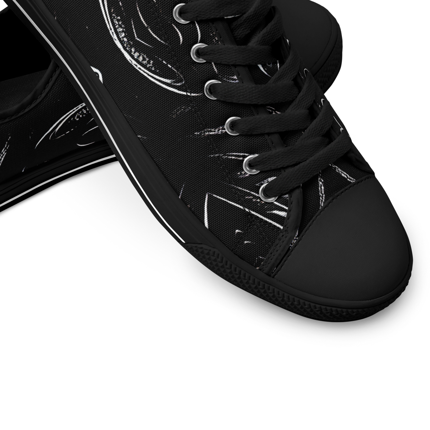 Men's Black & White Geometric All-Over Print Urban Peak Low Shoes