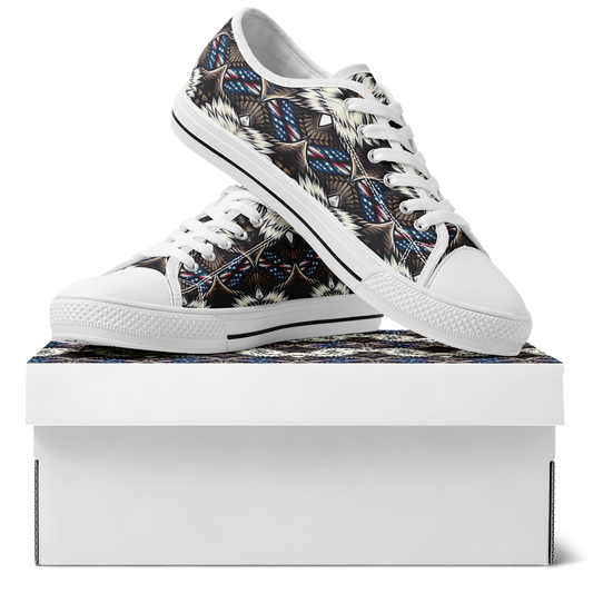 Women's Bold Geometric Pattern All-Over Print Urban Peak Low Shoes