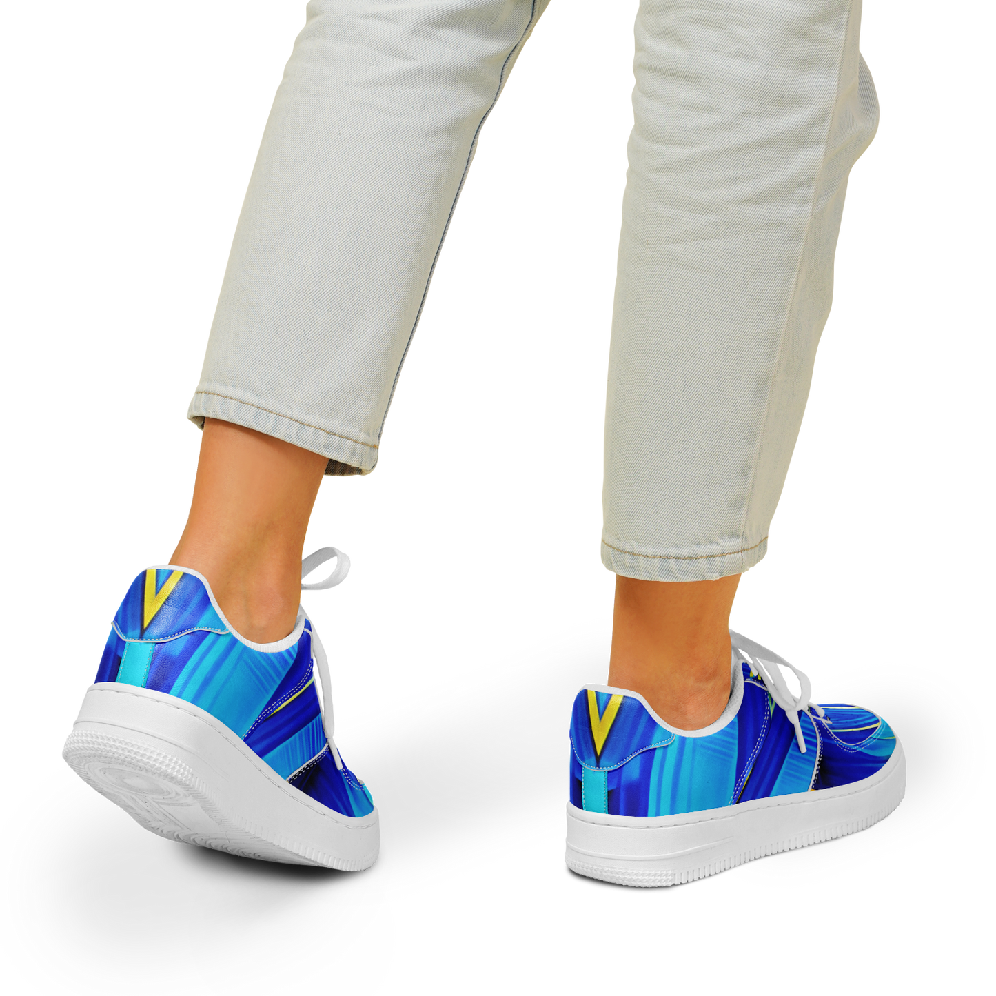 Women's Vibrant Blue Geometric All-Over Print Core Low Shoes