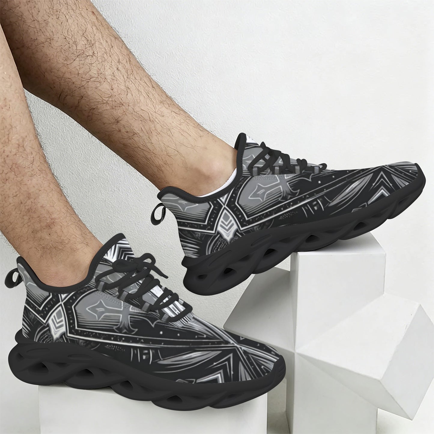 Men's Black & Silver Symmetry Pattern All-Over Print Twisted Sole Sneakers