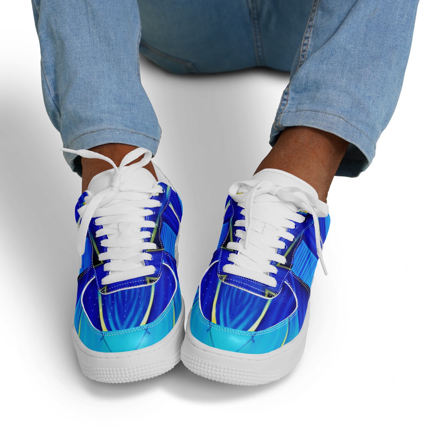 Men's Vibrant Blue Geometric Pattern All-Over Print Core Low Shoes