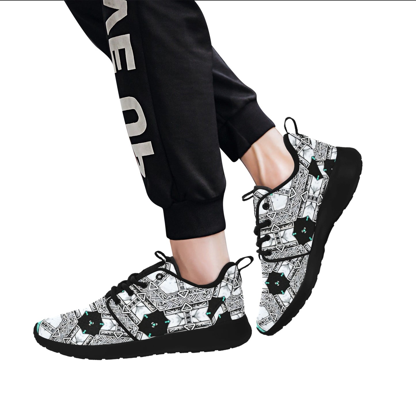 Men's Kaleidoscope Geometric Pattern All Over Print Pull Loop Sneakers